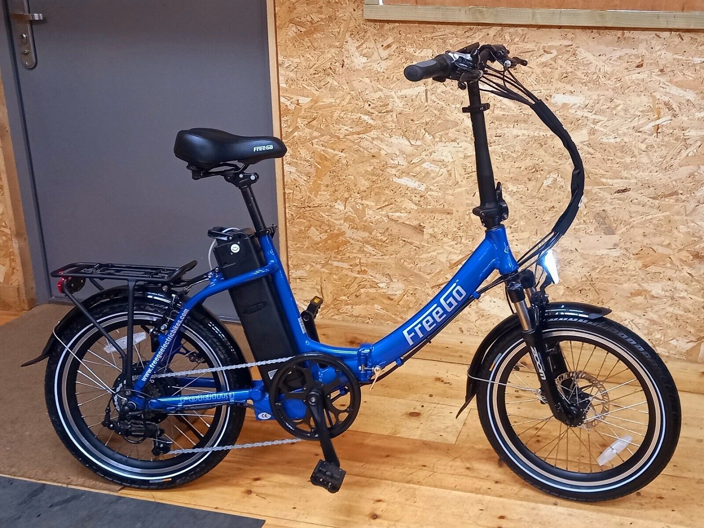 FreeGo Folding Bike - Blue