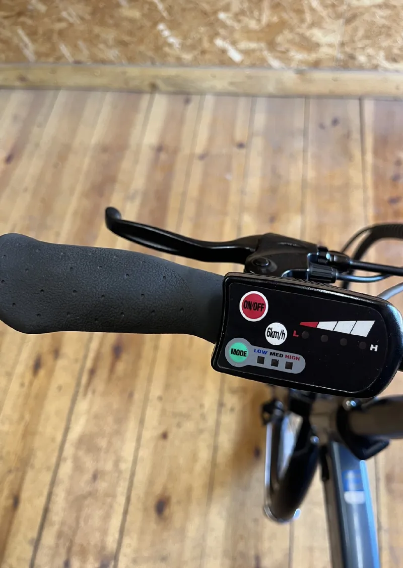 Dawes Arc II folding bike Pre Owned-1