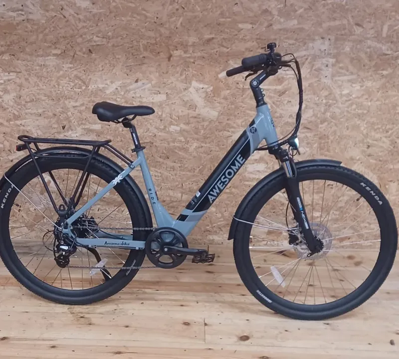 Awesome Ride 700 - Grey