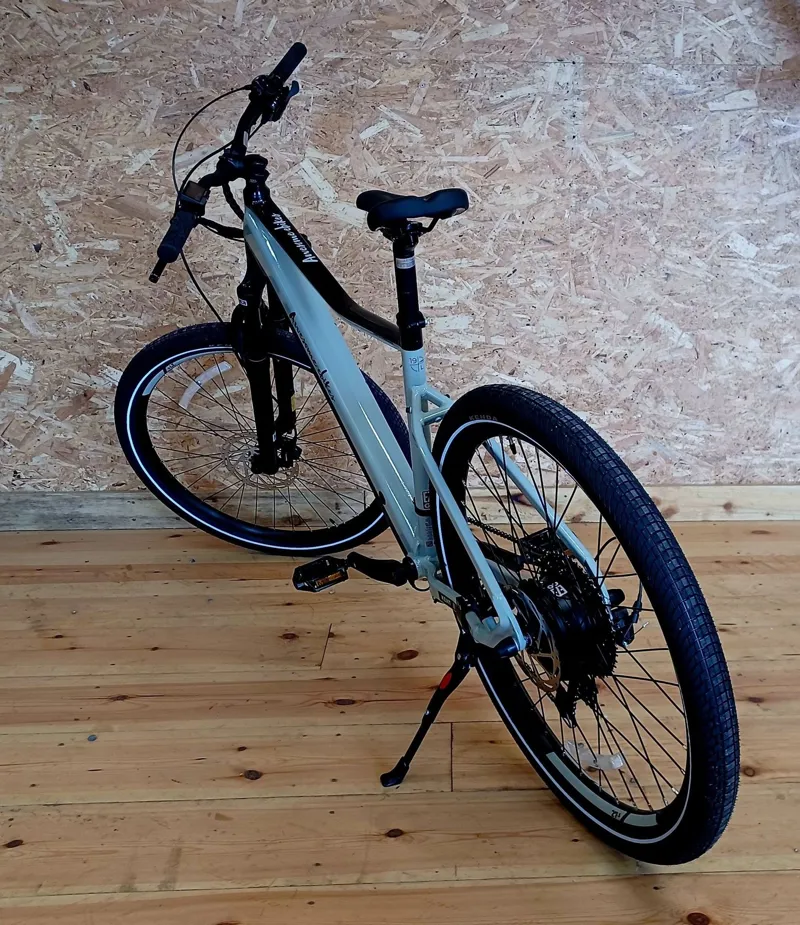 Ukebc Awesome Urban Bomber-3